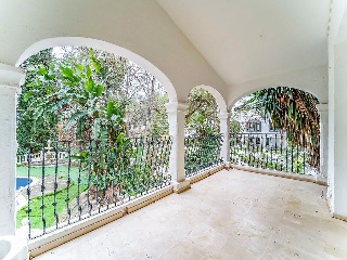 Chalet aislado en Urb la Montua 31