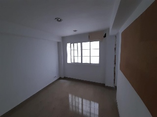Piso en C/ Teodosio - Sevilla - 11