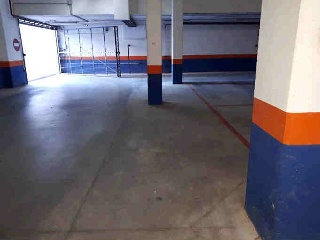 Garajes en C/ Joven Futura     2