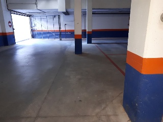 Garajes en C/ Joven Futura     4