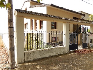 Unifamiliar en venta en Gurrea De Gállego de 323  m²