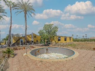 Chalet en Ptda Valverde  26