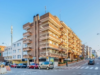 Local en C/ Pablo Iglesias, Gijón 15