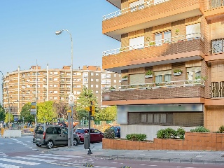 Local en C/ Pablo Iglesias, Gijón 16