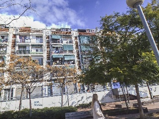 Piso en venta en Mataró de 64  m²