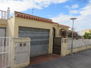 Chalet pareado en C/ Dublín 2
