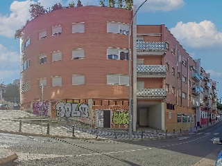 Local en venta en Cuenca de 301  m²