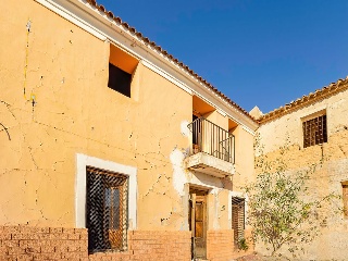 Casa adosada en C/ Salvador Blanquer 7