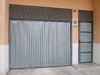 Garaje y trastero en venta situados en C/ Santa Aurora 2
