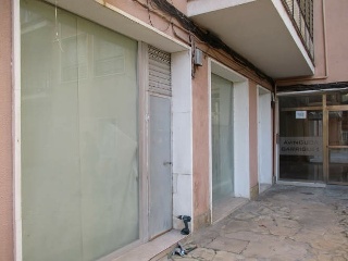 Local en Av Garrigues 4