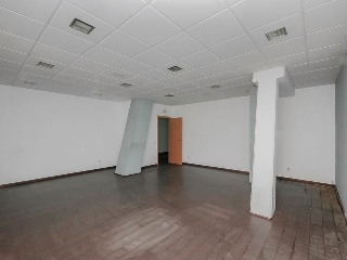 Local en C/ Aprestadora - Hospitalet de Llobregat - 9