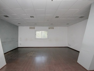 Local en C/ Aprestadora - Hospitalet de Llobregat - 10