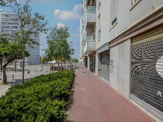 Local en C/ Aprestadora - Hospitalet de Llobregat - 21