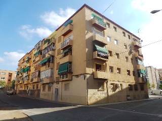 Piso en venta en Alicante de 67  m²