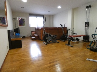 Ático dúplex en calle Hortelanos 18