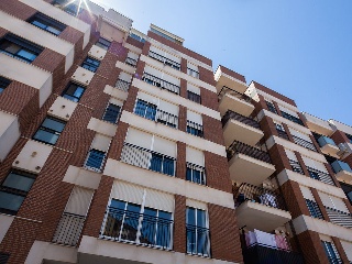 Piso con garaje en Alzira, Valencia 2