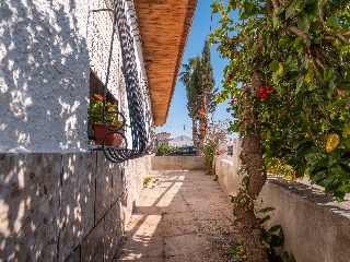 Chalet independiente en Desamparados 4