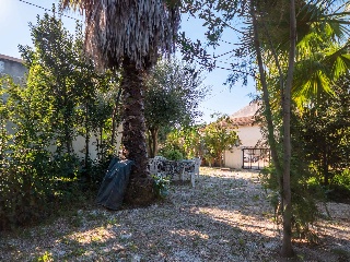 Chalet independiente en Desamparados 27
