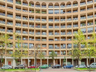 Local en venta en Zaragoza de 218  m²
