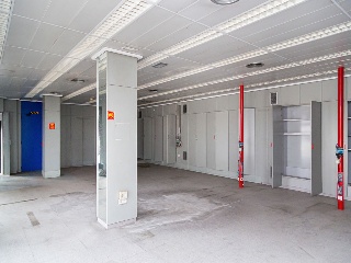 Local comercial en Av Gómez de Avellaneda - Zaragoza - 3