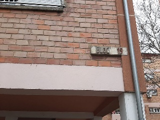 01211-0001 4