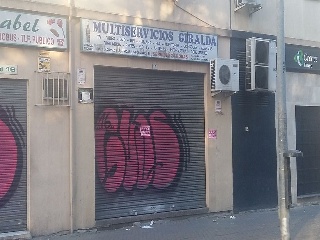 Local en venta en Sevilla de 54  m²