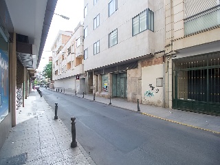 Local en venta en Ciudad Real de 148  m²