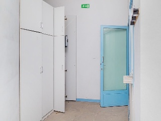 00479-0001 17