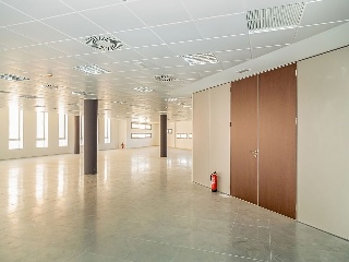 Promoción de oficinas y garajes en C/ Osca, Zaragoza  3