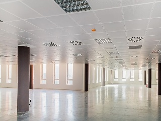 Promoción de oficinas y garajes en C/ Osca, Zaragoza  12