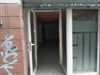 Local comercial en C/ Calaf - Terrassa - 12