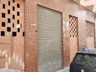 Local en C/ Plátanos - Valencia - 3
