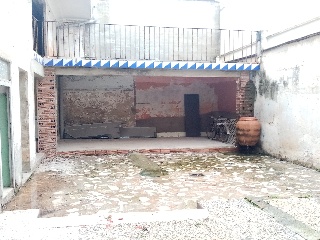 Planta baja en el centro 12