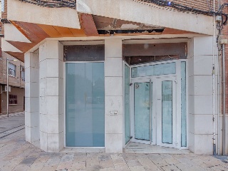 Local comercial en C/ Francisco Vila 2