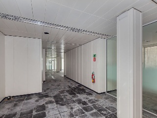 Local comercial en C/ Francisco Vila 13