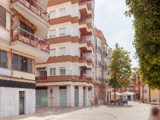 Local comercial en C/ Francisco Vila 26