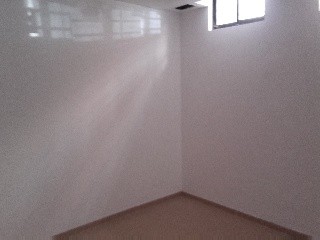 Locales en C/ Lolita Miralles Esteve 5