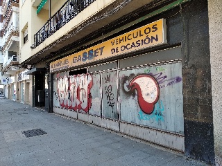 Local en Pz Puerta de los Alarcos           3