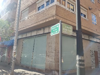Local en Av Poeta Emilio Baró, Valencia         25