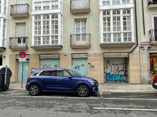 Local en venta en Vitoria-gasteiz de 646  m²