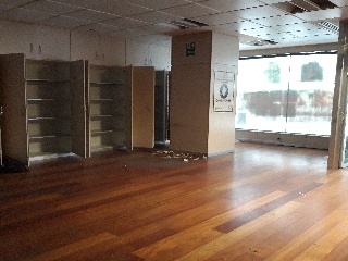 Local en Av Europa                           3