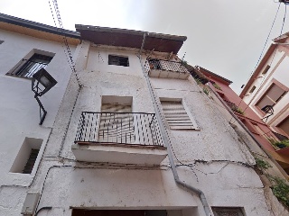 Piso en venta en Berga de 67  m²