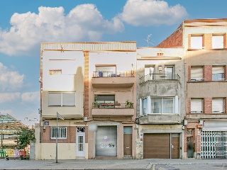 Local en venta en Terrassa de 163  m²