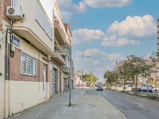 Local en Pasaje Veintidos de Julio 11