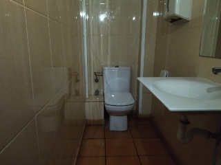 Local en C/ Latorre, Sabadell (Barcelona) 13
