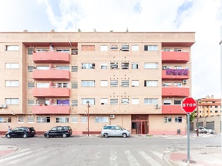 Pisos con garaje en C/ Raval de Sant Roc 2