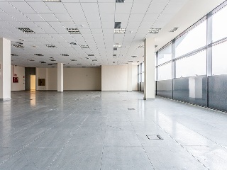 Edifico conjunto de oficinas y plazas de aparcamiento en Av de la Industria, Alcobendas (Madrid)  6