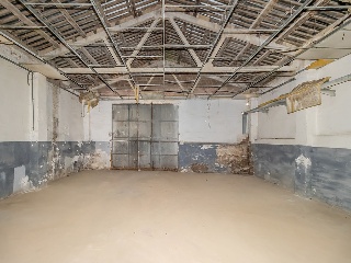 Nave Industrial en C/ Camí de la Torre del Breny 2