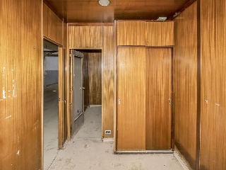 Nave Industrial en C/ Camí de la Torre del Breny 16
