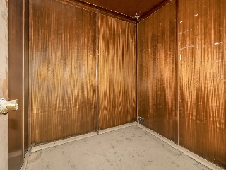 Nave Industrial en C/ Camí de la Torre del Breny 17